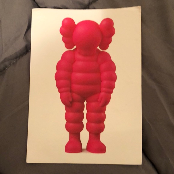 Highly collectible KAWS ! What Party?! @ Brooklyn Museum - Picture 1 of 4